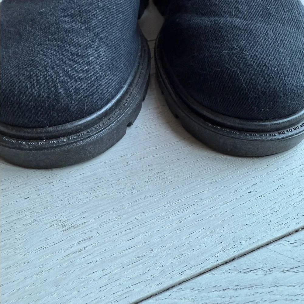 Black Women's Flats by - Picture 5 of 6